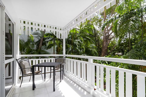 The White House Port Douglas - Accommodation Search 25