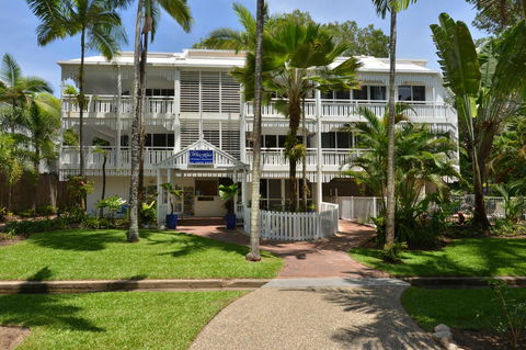 The White House Port Douglas - Accommodation Search 0
