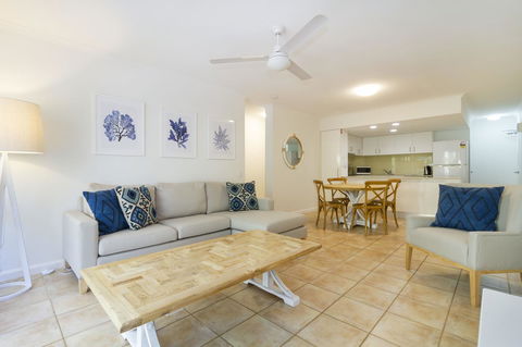 The White House Port Douglas - Accommodation Search 28