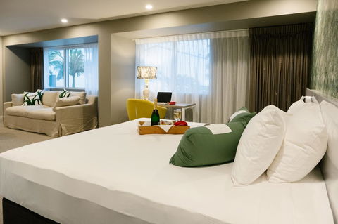 Pacific Hotel Cairns - Accommodation Search 20