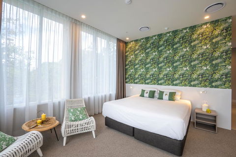 Pacific Hotel Cairns - Accommodation Search 0