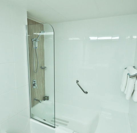 Pacific Hotel Cairns - Accommodation Search 36