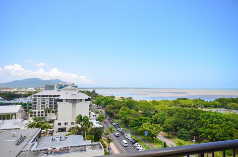 Pacific Hotel Cairns - Accommodation Search 7