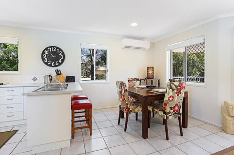Sunrise Haven - Accommodation Search 10
