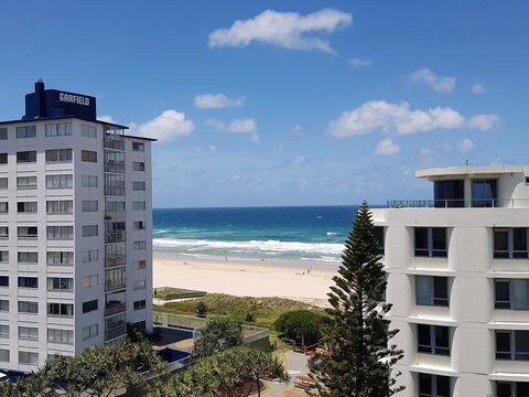 Surfers Chalet - Accommodation Search 25