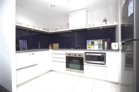Circle Luxury Holidays - Accommodation Search 8