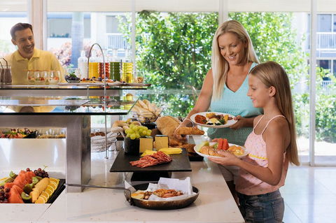 Sea World Resort - Accommodation Search 19