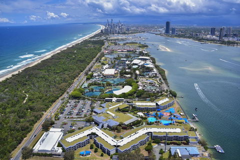 Sea World Resort - Accommodation Search 15