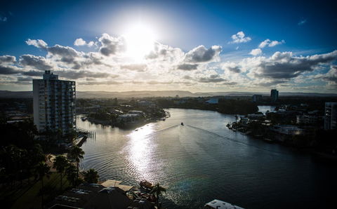 Tiki Hotel Apartments Surfers Paradise - Accommodation Search 2