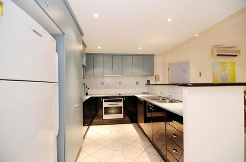 Oasis At Palm Cove - Accommodation Search 29