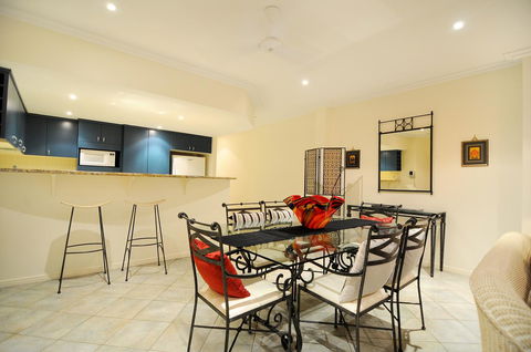 Oasis At Palm Cove - Accommodation Search 19