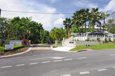 Oasis At Palm Cove - Accommodation Search 28