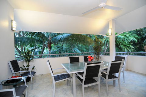 Oasis At Palm Cove - Accommodation Search 18