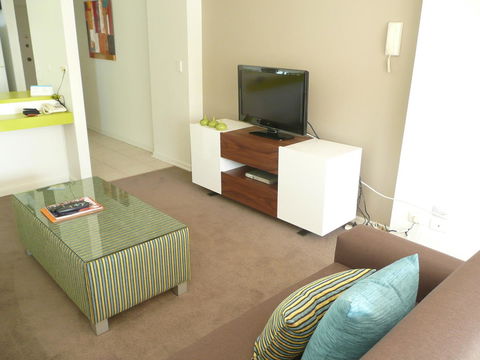 Grosvenor Beachfront Apartments Surfers Paradise - Accommodation Search 24