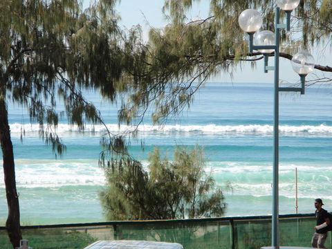 Grosvenor Beachfront Apartments Surfers Paradise - Accommodation Search 11