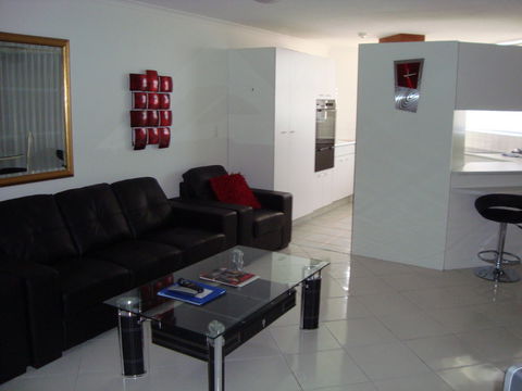 Grosvenor Beachfront Apartments Surfers Paradise - Accommodation Search 36