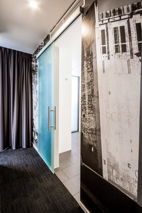 Sage Hotel James Street - Accommodation Search 7