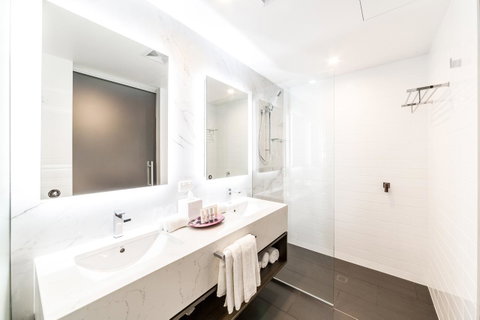 Sage Hotel James Street - Accommodation Search 10