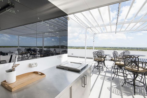 Riviera Mackay - Accommodation Search 17
