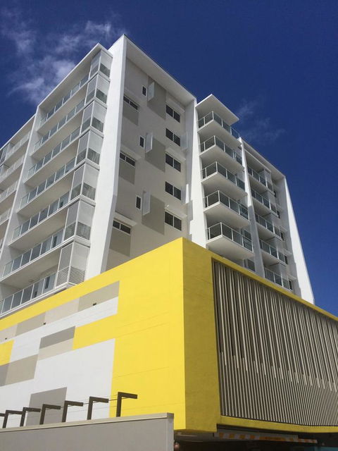 Riviera Mackay - Accommodation Search 9