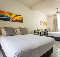 Nightcap at Emerald Star Hotel - Accommodation Search