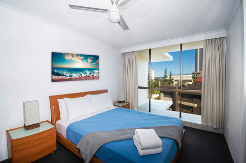 Seacrest Beachfront Apartments Surfers Paradise - Accommodation Search 10