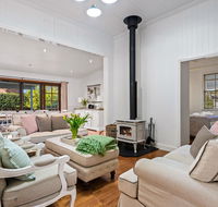 Frangipani House - Accommodation Search