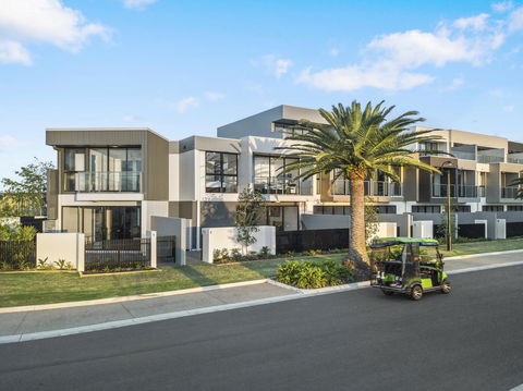 The Residences At The Peninsula - Accommodation Search 1