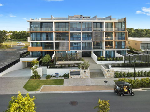 The Residences At The Peninsula - Accommodation Search 10
