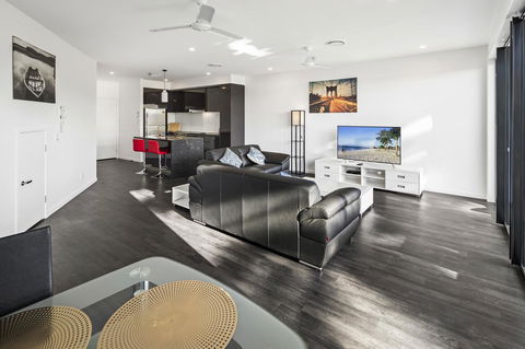 The Residences At The Peninsula - Accommodation Search 16