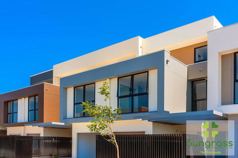 The Residences At The Peninsula - Accommodation Search 39