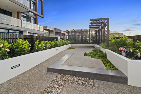 The Residences At The Peninsula - Accommodation Search 4