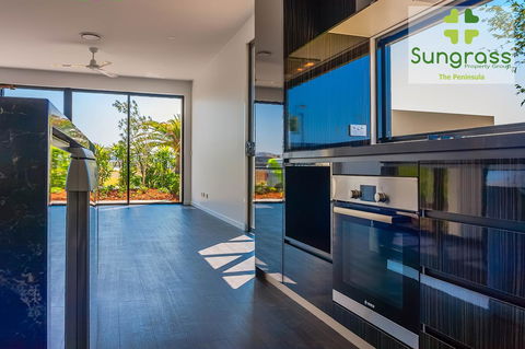 The Residences At The Peninsula - Accommodation Search 24