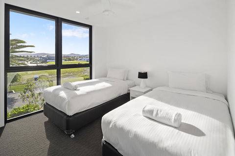 The Residences At The Peninsula - Accommodation Search 21