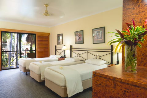 Palm Royale Cairns - Accommodation Search 24