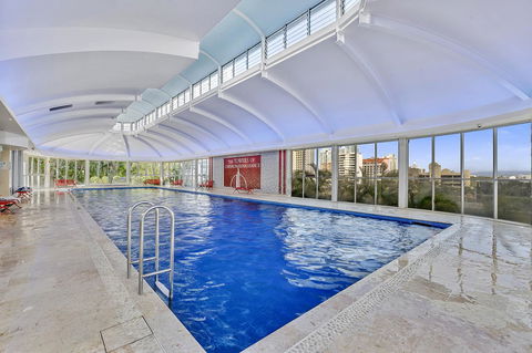 Towers Of Chevron - Private Apartment - Accommodation Search 14