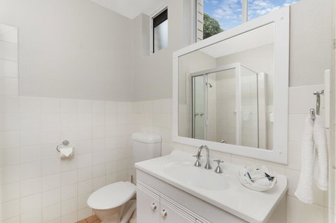 The Robert Towns - Accommodation Search 5