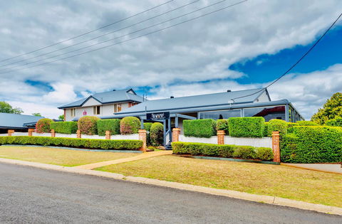 Ambassador On Ruthven - Accommodation Search 6