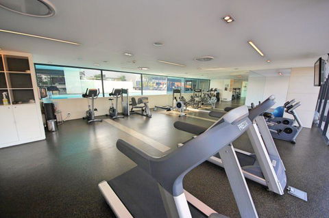 Luxury 3 Bedroom In Heart Of Broadbeach - Accommodation Search 9
