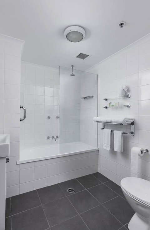 George Williams Hotel - Accommodation Search 42