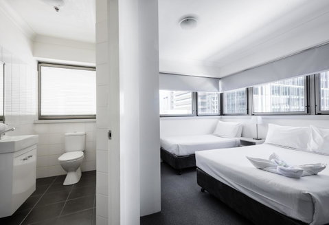 George Williams Hotel - Accommodation Search 32