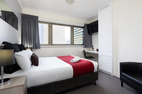 George Williams Hotel - Accommodation Search 11