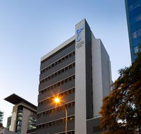 George Williams Hotel - Accommodation Search