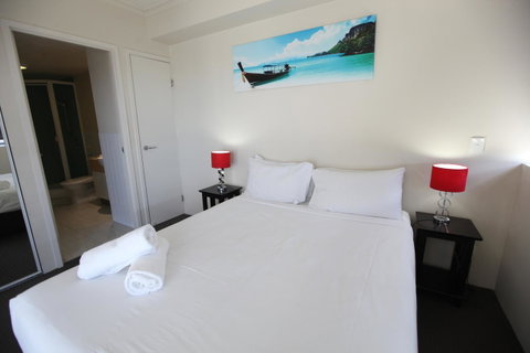 Tribeca Apartments - Accommodation Search 10