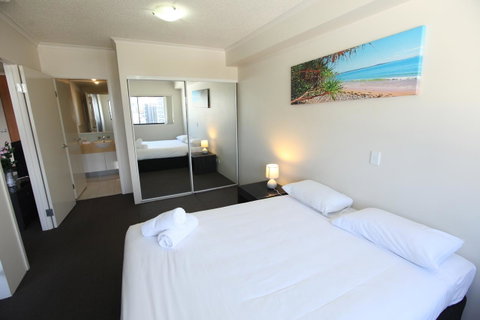 Tribeca Apartments - Accommodation Search 9