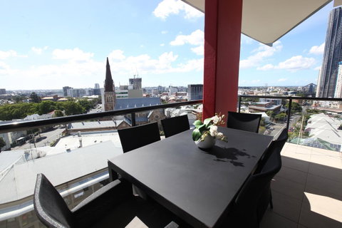 Tribeca Apartments - Accommodation Search 7
