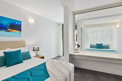 Palm Cove Beach Apartment - Accommodation Search 16