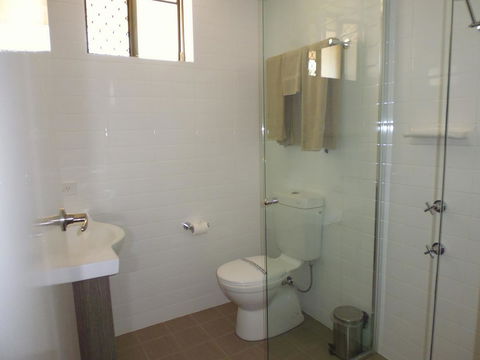 Burke & Wills Motor Inn - Accommodation Search 25