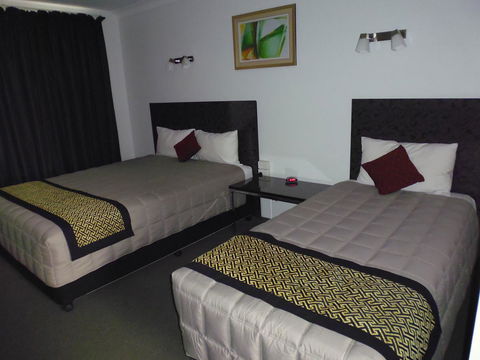 Burke & Wills Motor Inn - Accommodation Search 18