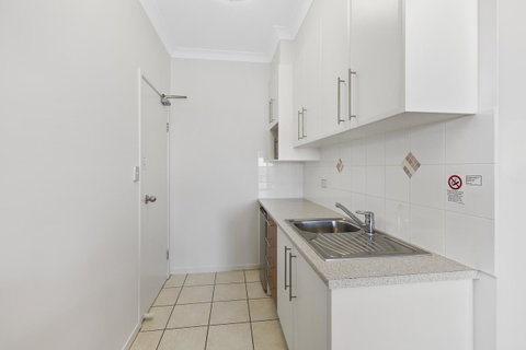 La Vida On Anzac - Accommodation Search 32